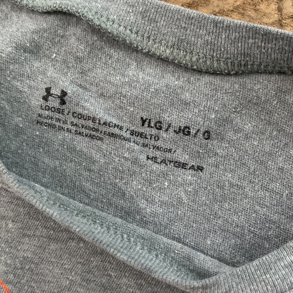 Girls Under Armour Grey T-shirt Size L - Picture 3 of 4